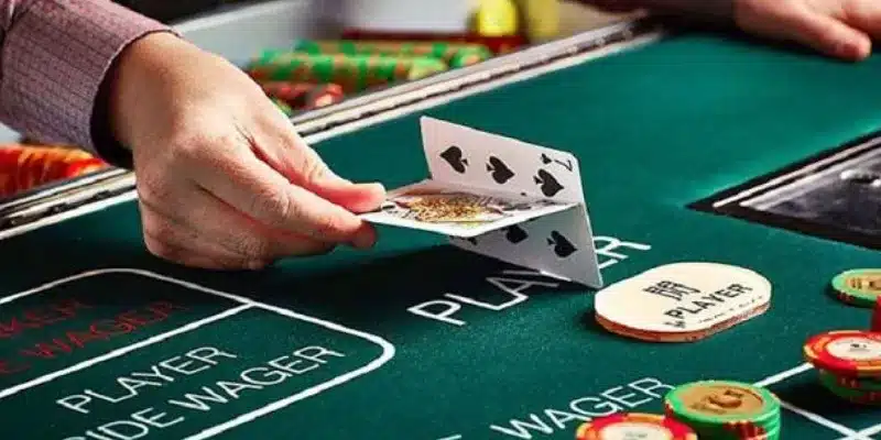 Việc đọc và phân tích bàn cược là một mẹo chơi baccarat